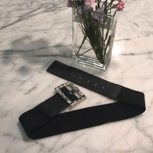 NWT Black stretchy buckle belt.
